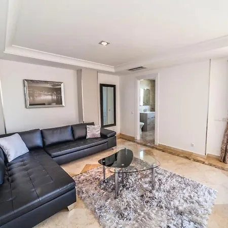Puerto Banus Apart Otel *