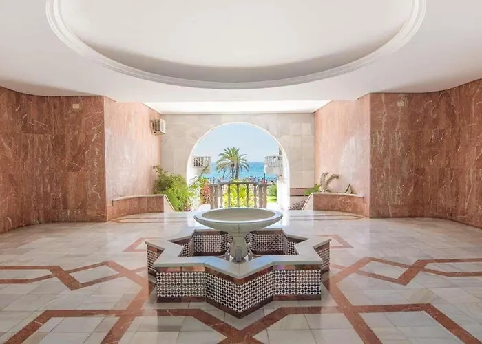 Puerto Banús Aparthotel